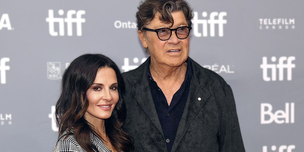 image de Robbie Robertson  et de Janet Zuccarini