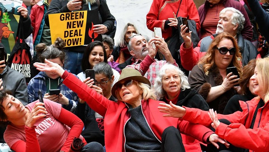 image de Jane Fonda voulant protéger l'environnement