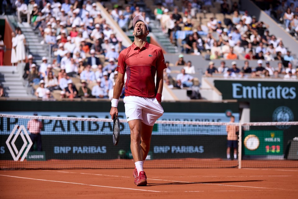 image de Djokovic qui a été gêné par une blessure tout au long de son match contre Cerundolo